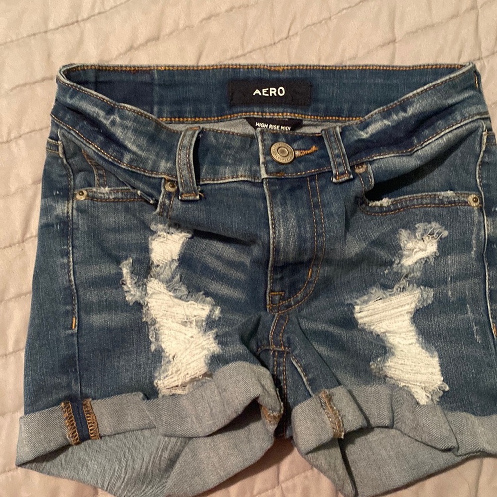 Aero high rise midi shorts